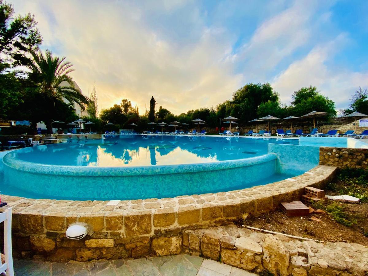 Basillica 3 Bedrooms Apartment Paphos Exterior foto